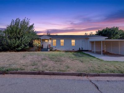 2340 Cashion Pl