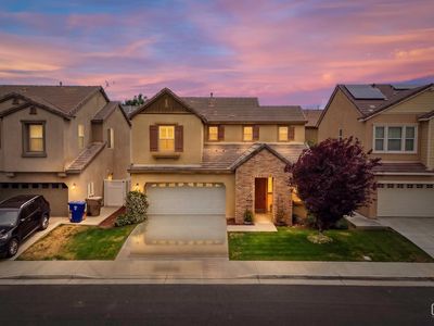 1808 New Riders St