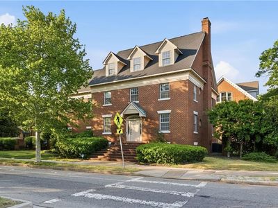 300 W Olney Rd