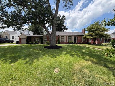 9360 Parkside Dr