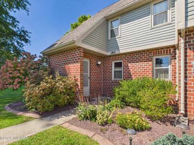 1801 Lincoln Dr