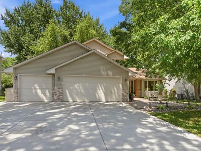 5604 Lone Oak Dr