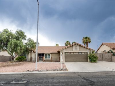 3249 Palmdesert Way