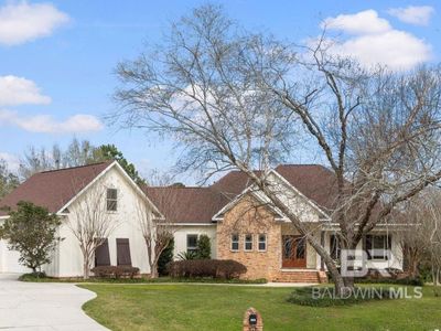 9383 Greenleaf Dr
