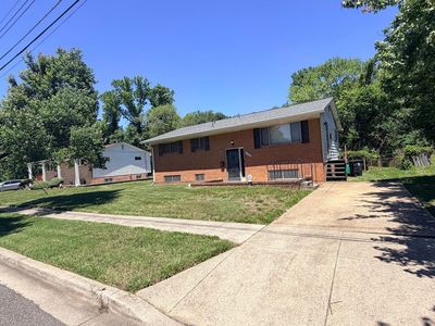 6000 Ladd Rd