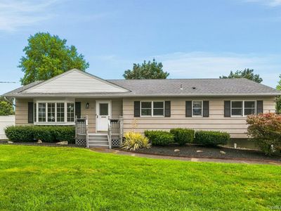 30 Lancer Drive