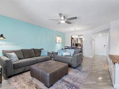 610 Tennis Club Dr APT 104