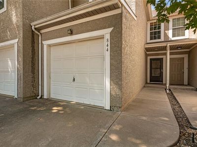 844 S Woodson Ct