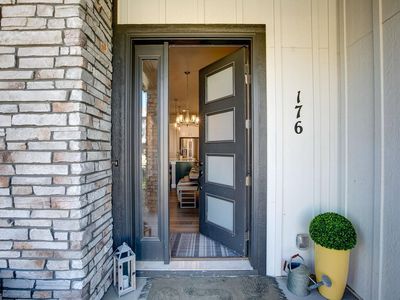158 High Point Dr