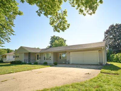 2703 Cardinal Dr