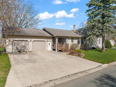 203 W Main St