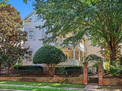 8512 Society Pl