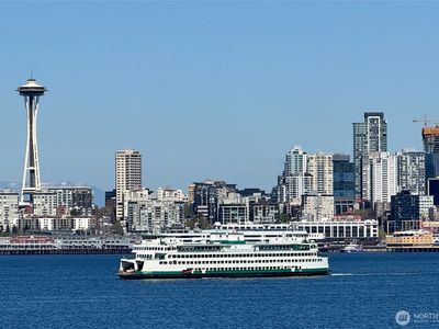 1101 Harbor Avenue SW #3C