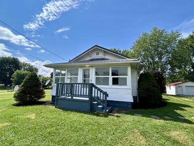 1441 Hocking Rd