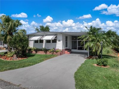 35 Pinecrest St