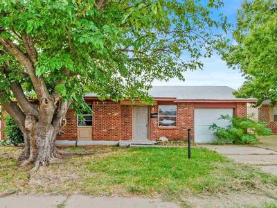 4604 N Eden Hills Cir