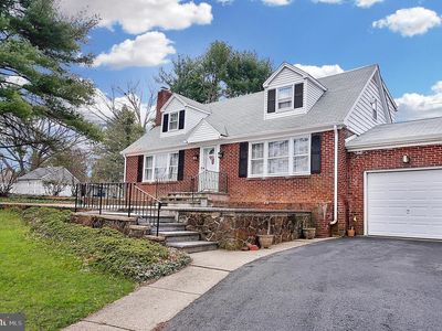 Property at 106 Fellowship Rd, Moorestown, NJ