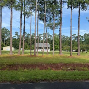2014 Winding Creek Dr