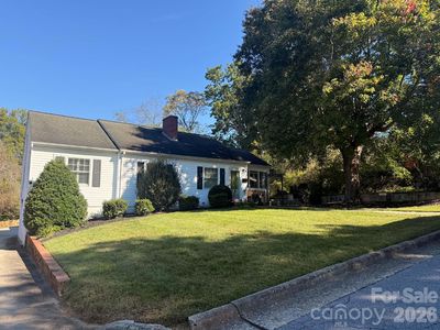 1008 Grove Ave SW