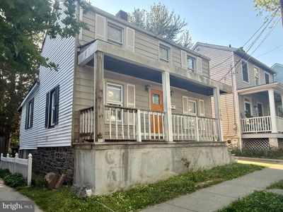 165 John St