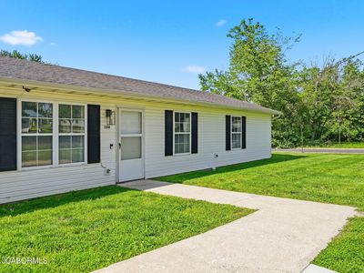 Property at 108 W Johnson Ave, Ashland, MO