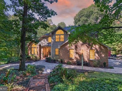 46 Hillcrest Dr