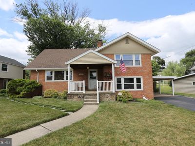 2401 Bressler Dr