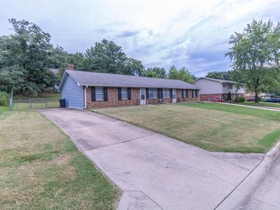 1713-1715 Stanford Dr