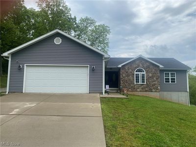 365 Knob Dr