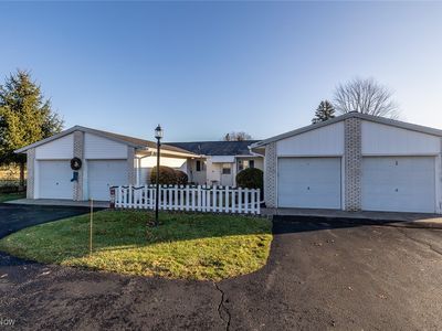 8941 W Ridge Rd APT B