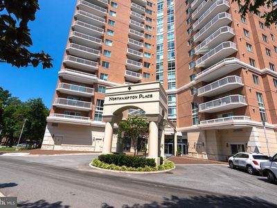 3101 N North Hampton Dr #606