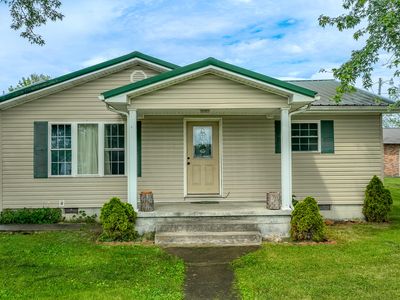 313 W Highway 1376