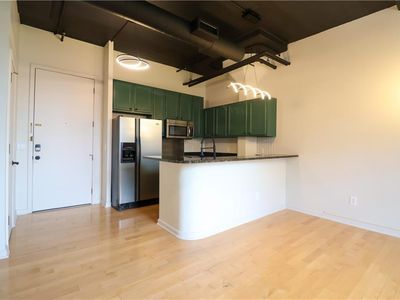 201 S Saint Francis Ave APT 504