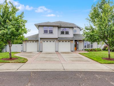 825 Amerman Dr