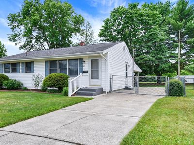 23 Shirley Dr