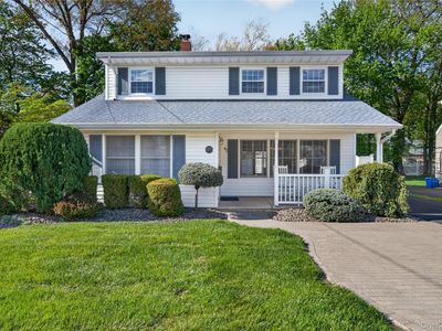 127 Bogert Avenue
