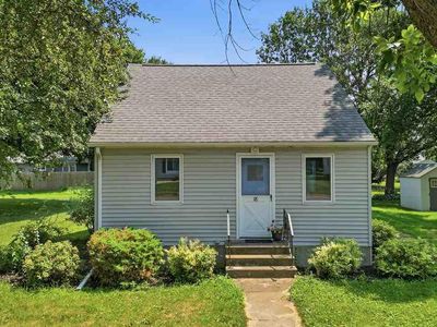 18 Ann St S