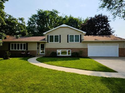 257 Crestview Ave