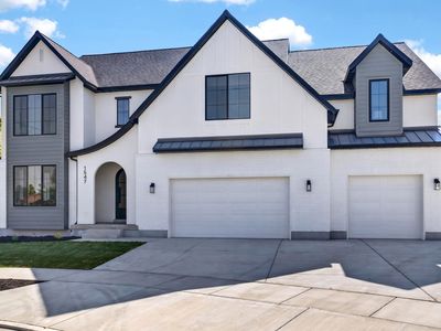 1547 N 275 W