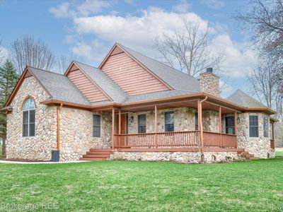 9055 N Island Dr