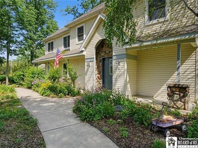 5 Summit Park Dr