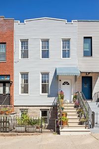 323 Prospect Ave