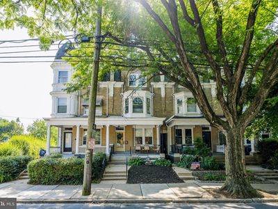 363 College Ave
