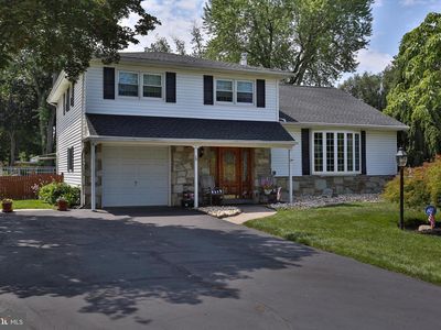 573 Hammond Dr