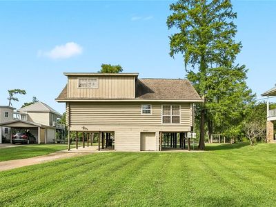 69037 Riverbend Dr