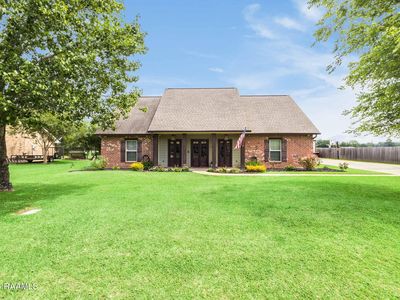 151 Suzanne Dejean Dr