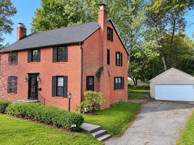 28 Shady Ln