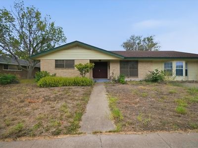 4417 Omalley Dr