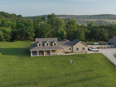 1057 N 900th Rd