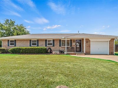 Property at 614 Circle Dr, Watonga, OK